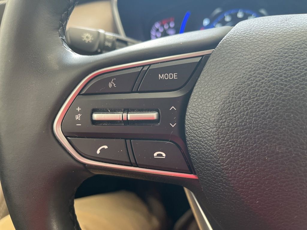 Used 2020 Hyundai Santa Fe Limited w/ Cargo Package image 19