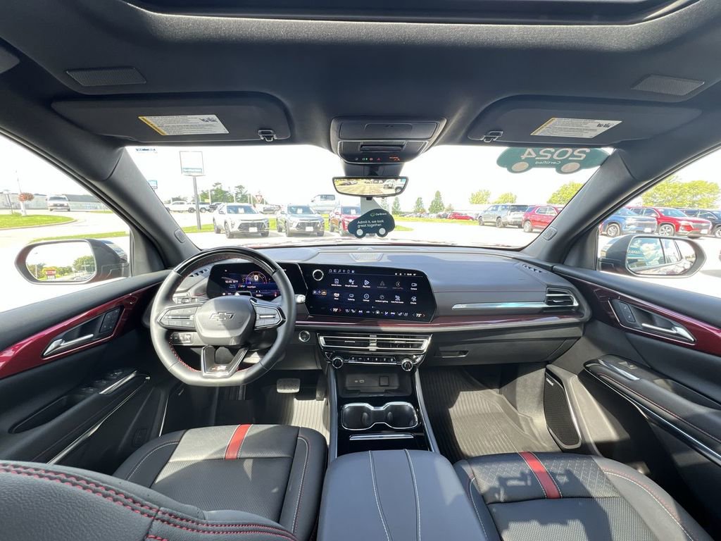 Certified 2024 Chevrolet Traverse RS w/ LPO, Floor Liner Package image 21