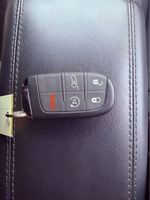 Certified 2025 Jeep Compass Trailhawk w/ Trailhawk Elite Group image 26