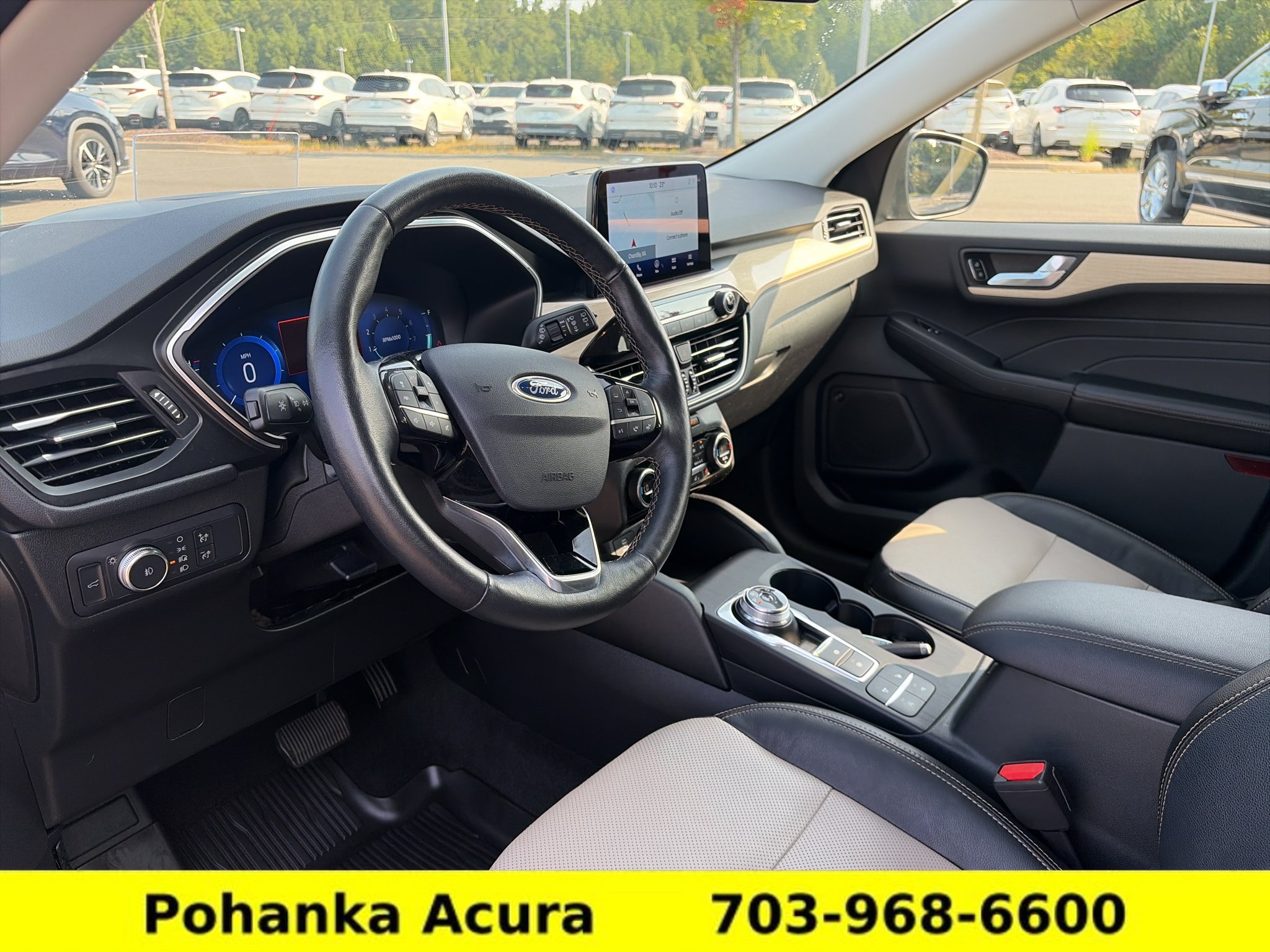 Used 2021 Ford Escape Titanium w/ Titanium Elite Package AWD/4WD image 21
