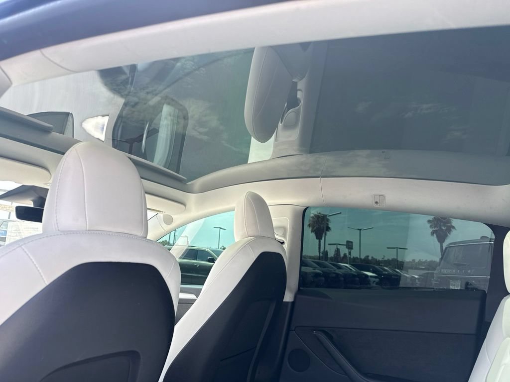 Used 2023 Tesla Model Y Long Range AWD/4WD image 16