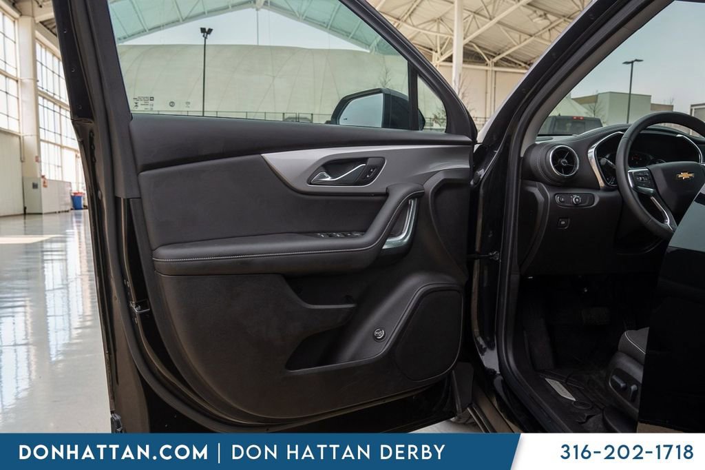 Used 2024 Chevrolet Blazer LT w/ Convenience Package FWD image 14