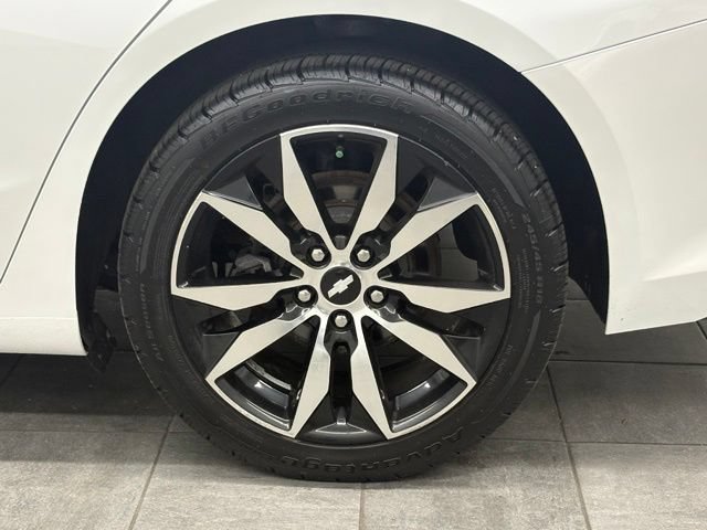 Used 2016 Chevrolet Malibu LT FWD image 7