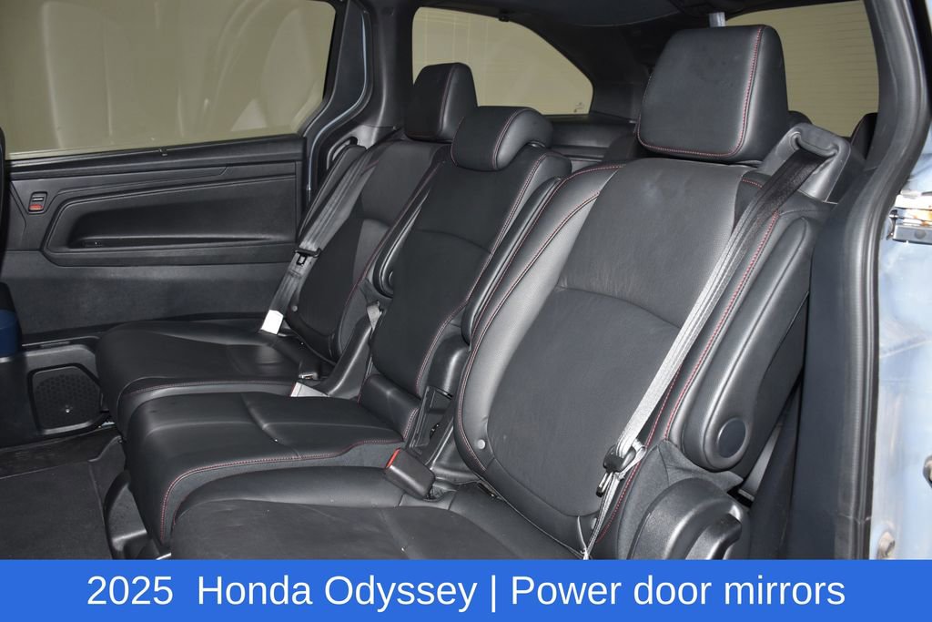 Used 2025 Honda Odyssey Sport-L image 27