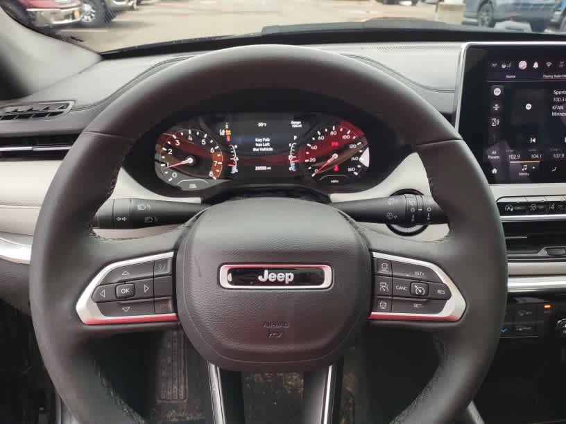 Used 2024 Jeep Compass Limited w/ Sun and Sound Group AWD/4WD image 7