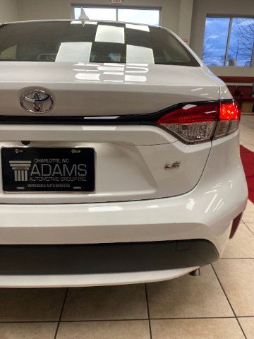 Used 2021 Toyota Corolla LE FWD image 11
