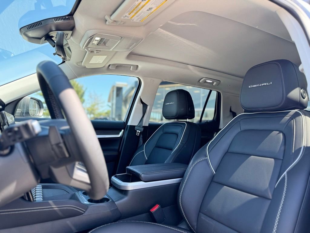 New 2026 GMC Terrain Denali AWD/4WD image 17