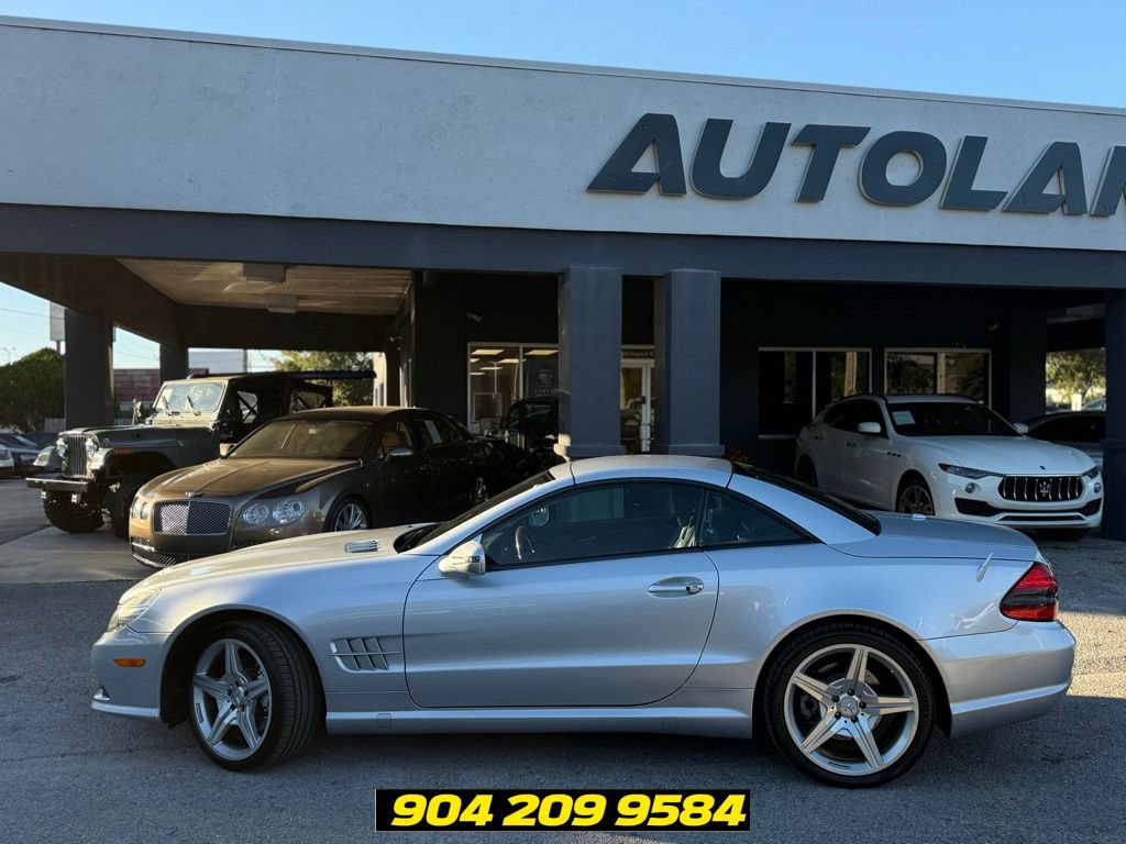 Used 2009 Mercedes-Benz SL 550 image 3