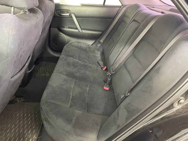 Used 2006 MAZDA MAZDA6 i Sport w/ Bose Audio & Moonroof Pkg FWD image 12