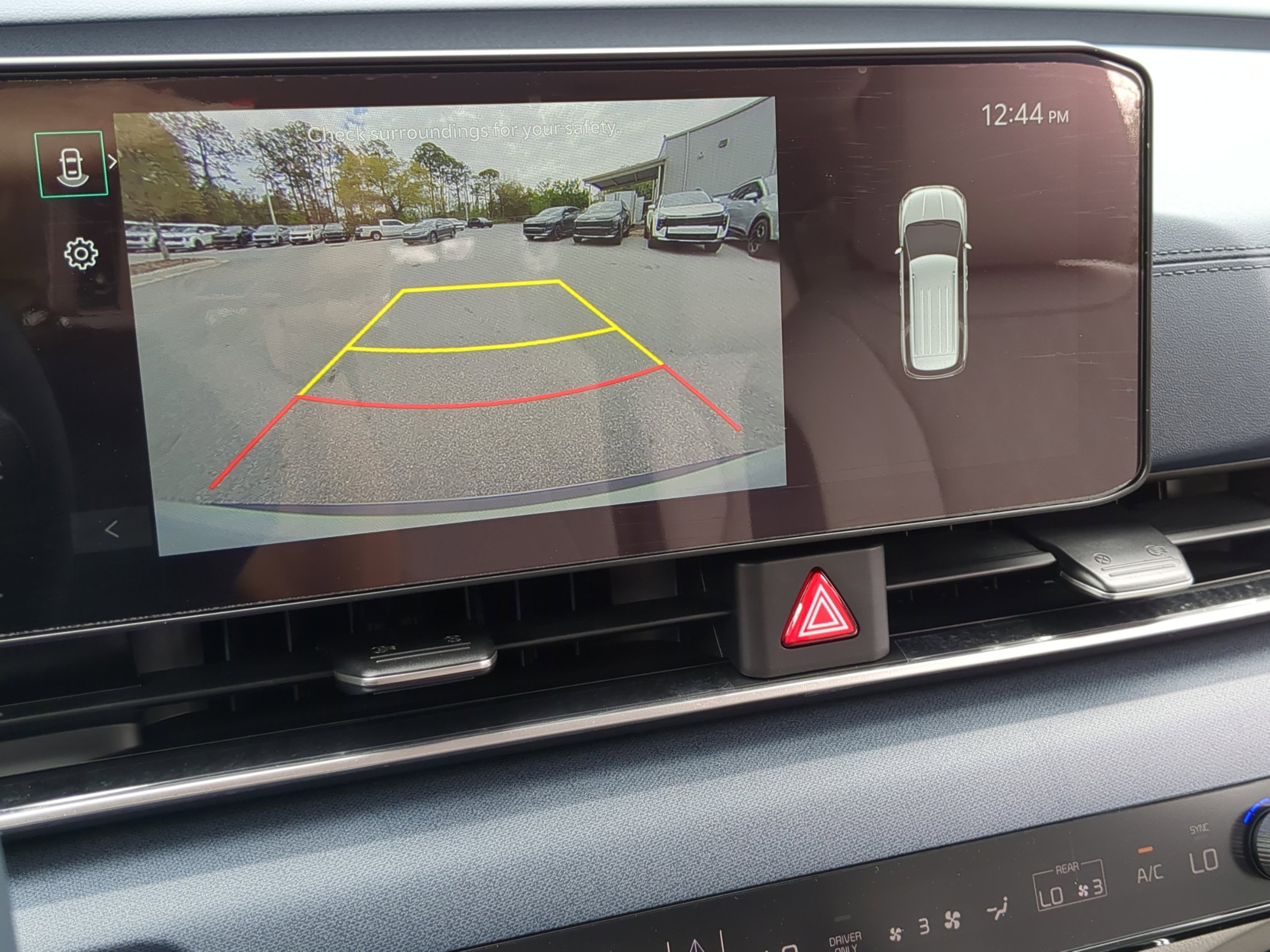 New 2026 Kia Carnival EX FWD image 9