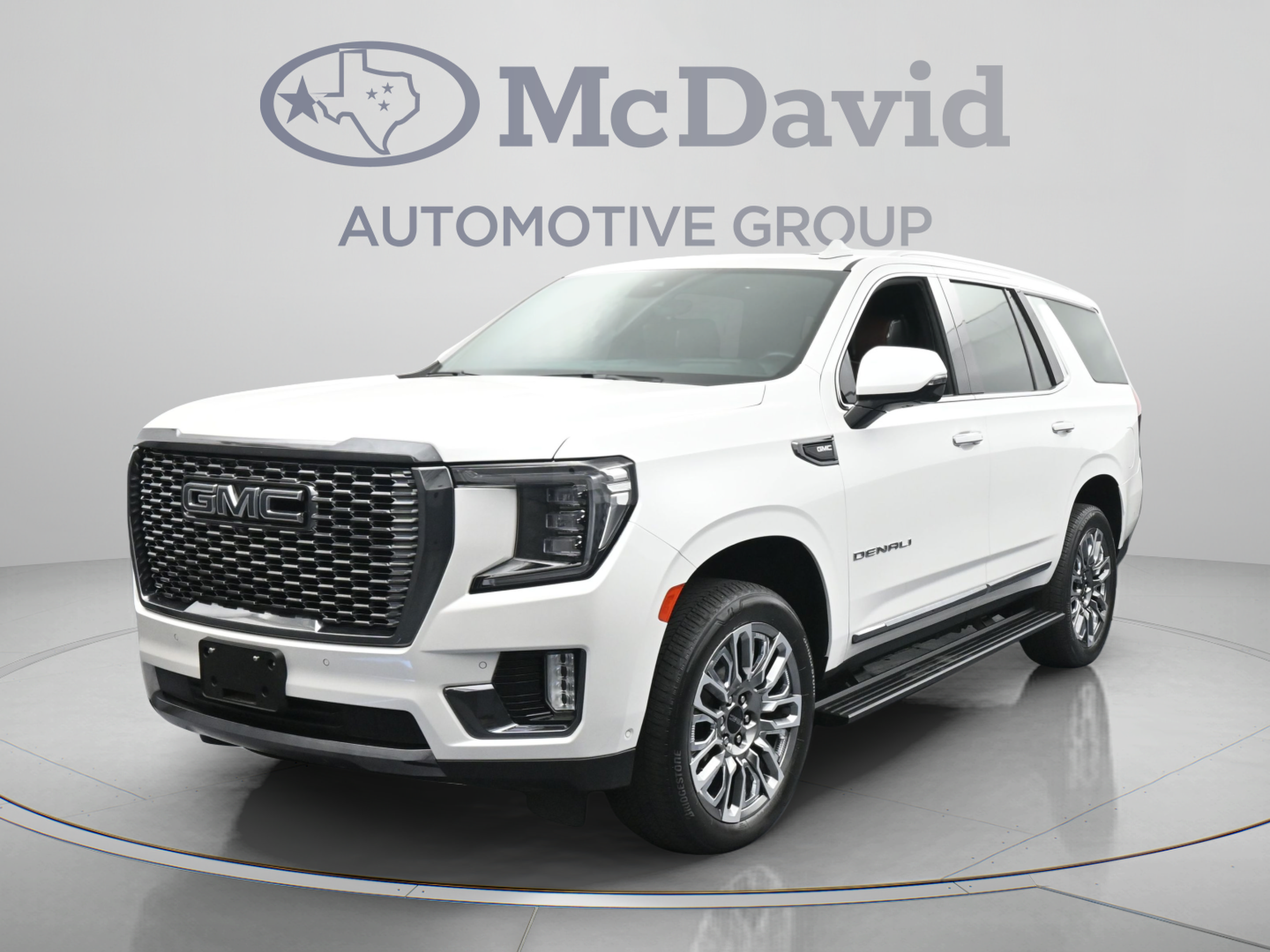 Used 2024 GMC Yukon Denali Ultimate AWD/4WD image 1