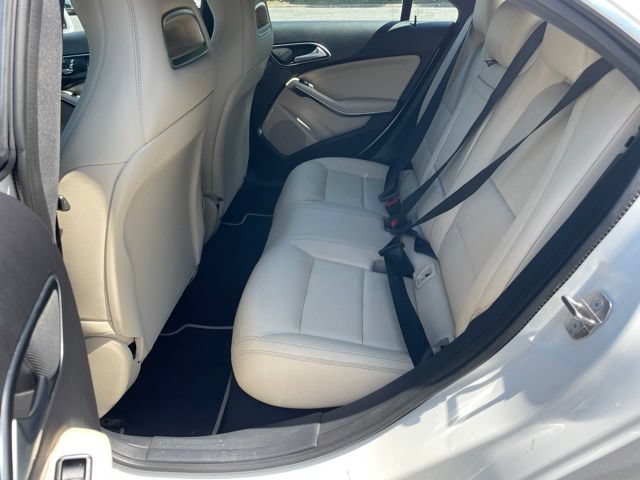 Used 2018 Mercedes-Benz CLA 250 image 11