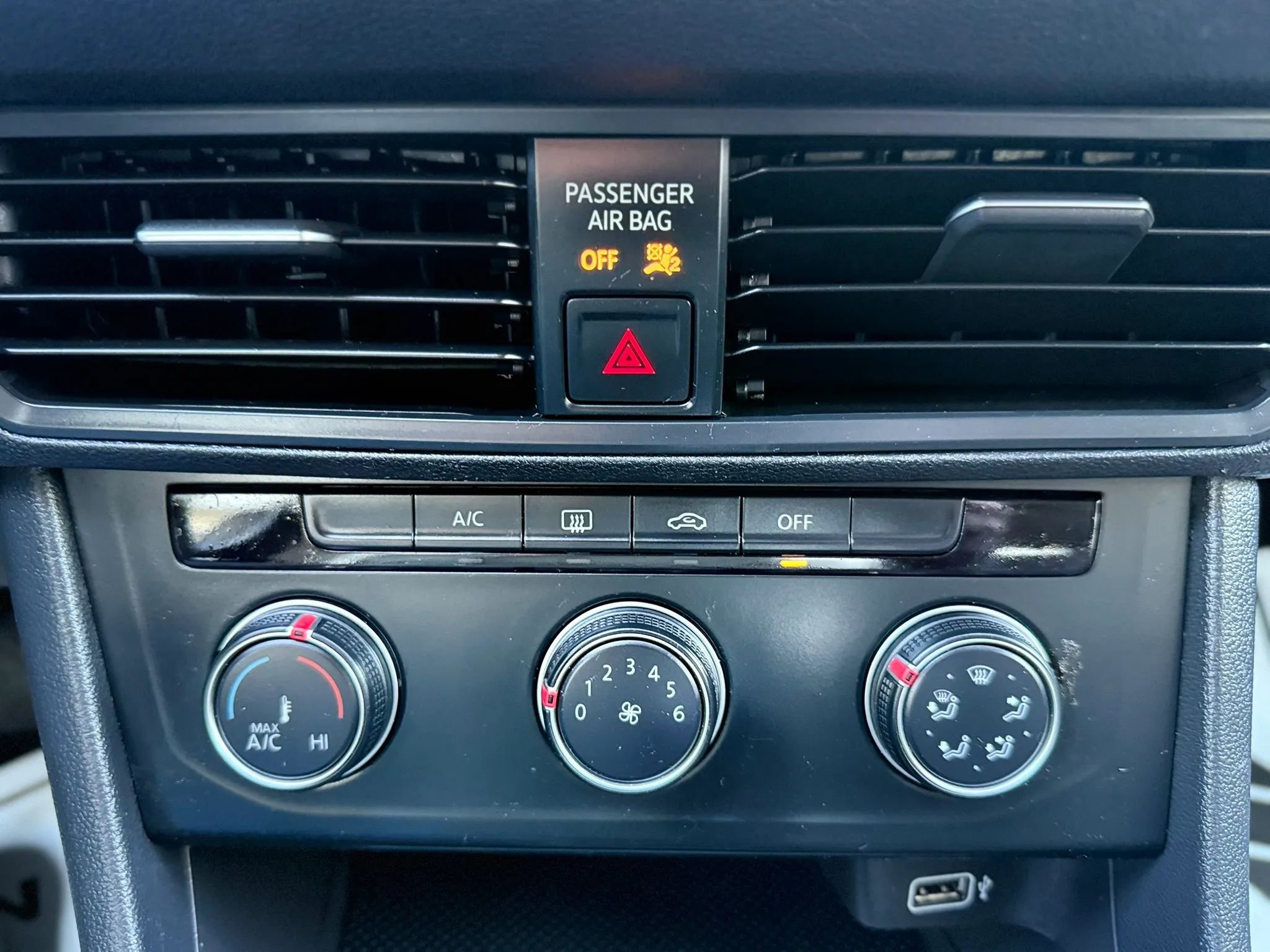 Used 2019 Volkswagen Jetta S w/ Driver Assistance Package FWD image 18