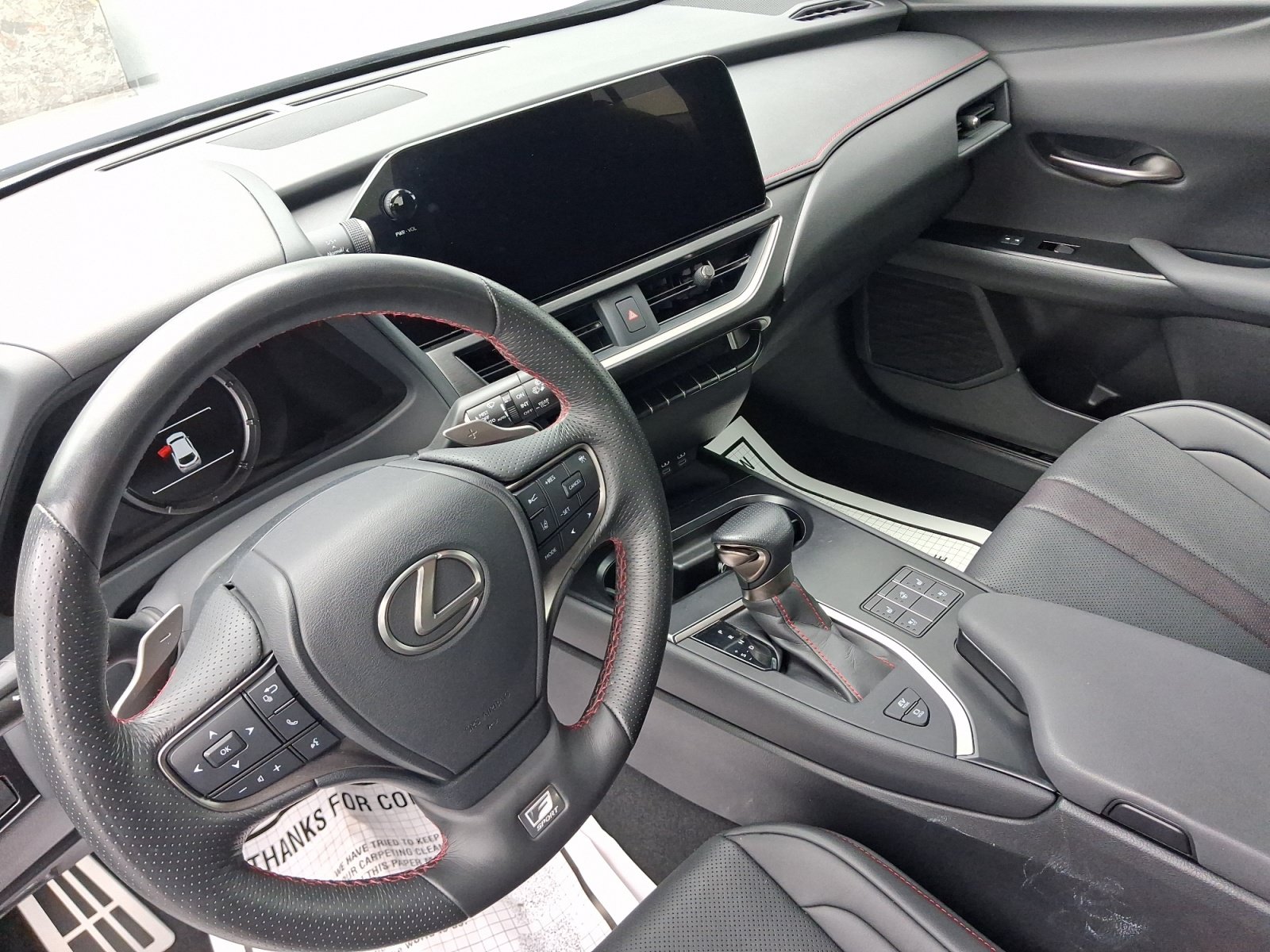 Used 2023 Lexus UX 250h F Sport AWD/4WD image 4