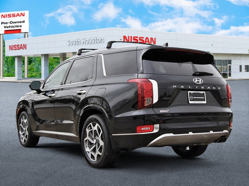 Used 2022 Hyundai Palisade Calligraphy image 3