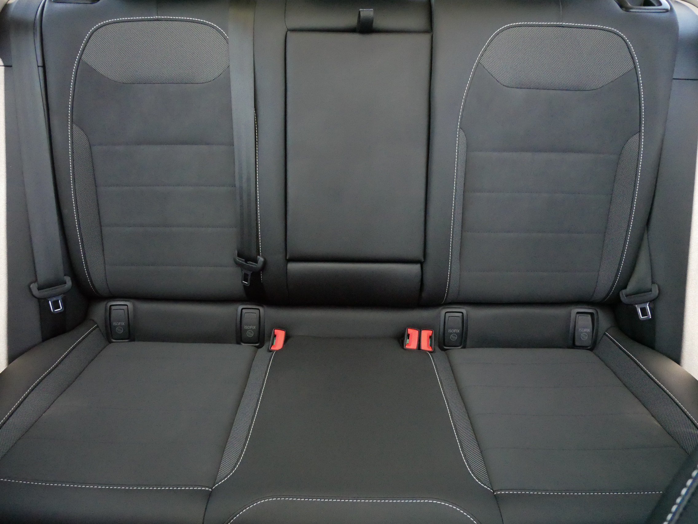 Used 2023 Volkswagen Taos SE w/ Panoramic Sunroof Package AWD/4WD image 13