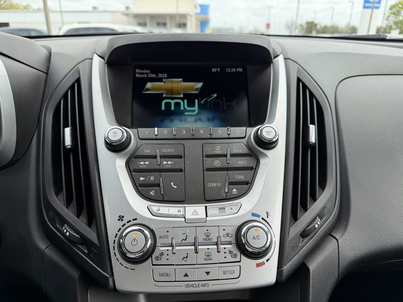 Used 2013 Chevrolet Equinox LTZ image 29