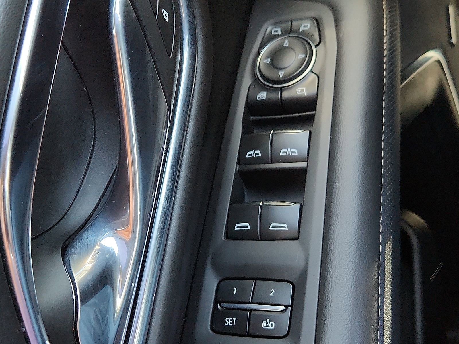 Used 2023 Chevrolet Tahoe Premier w/ Premium Package 2 AWD/4WD image 22