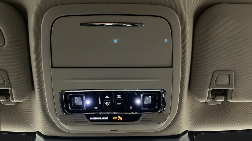 Used 2024 Lincoln Corsair Grand Touring w/ Equipment Group 301A AWD/4WD image 34