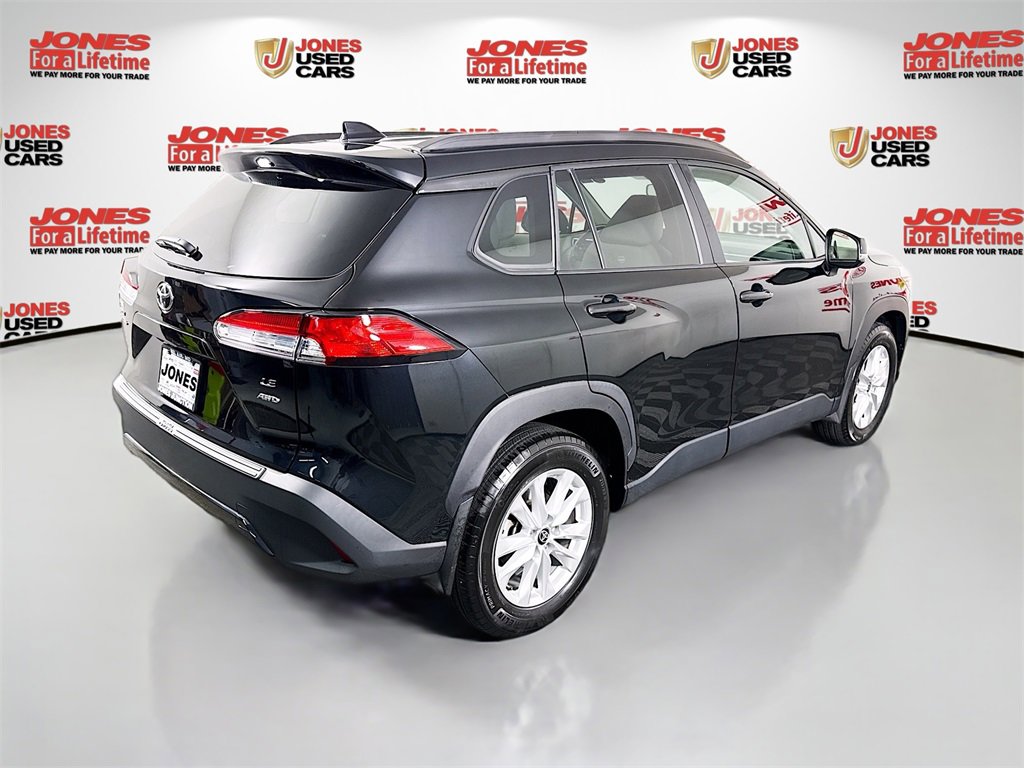 Certified 2024 Toyota Corolla Cross LE image 16