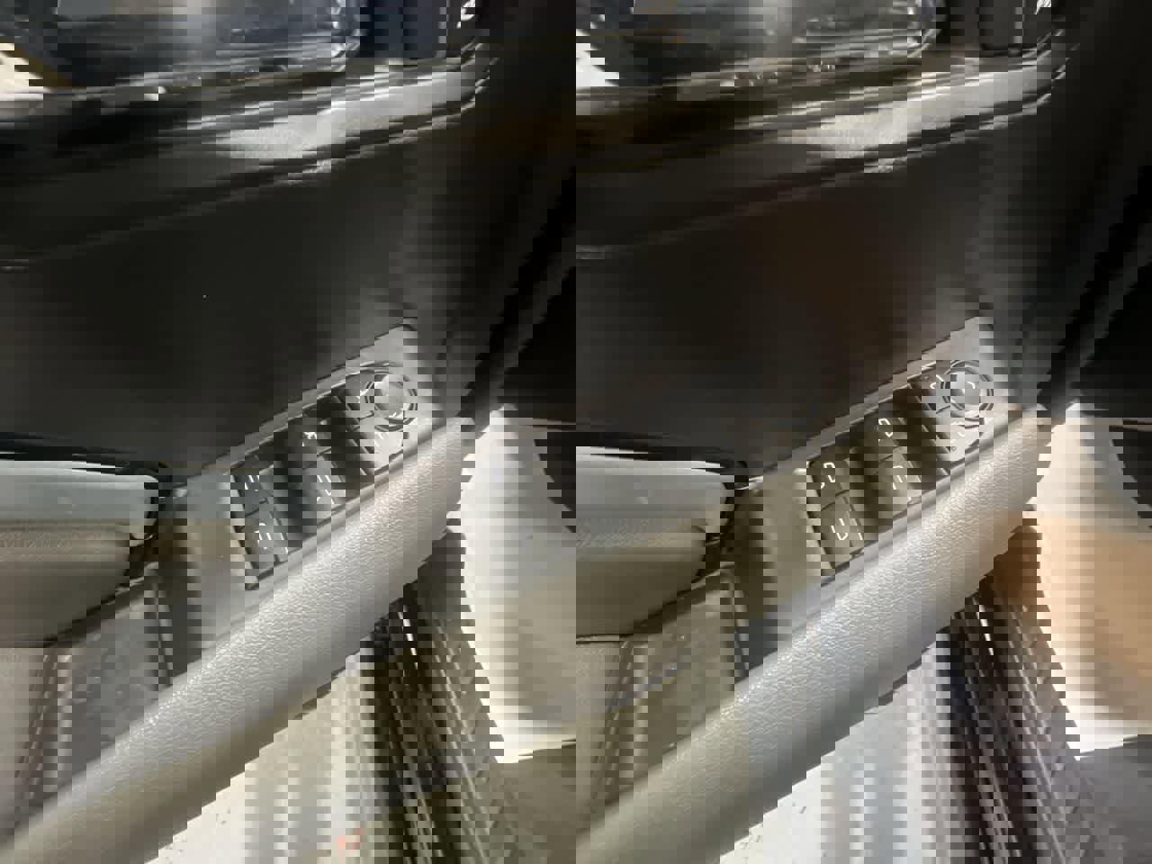 Used 2023 Chevrolet Colorado ZR2 w/ ZR2 Convenience Package III image 12