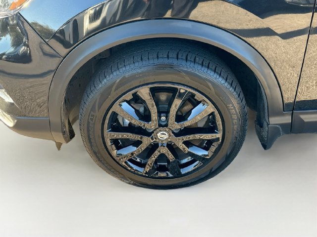 Used 2022 Nissan Rogue Sport SV w/ Technology Package AWD/4WD image 30