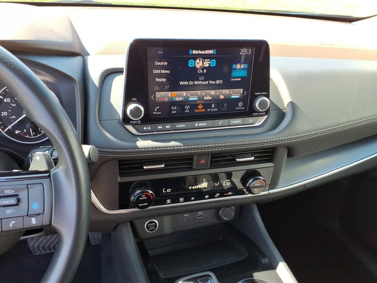 Used 2023 Nissan Rogue SV AWD/4WD image 12