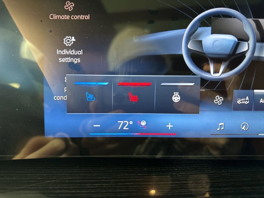 New 2026 BMW ALPINA XB7 image 19