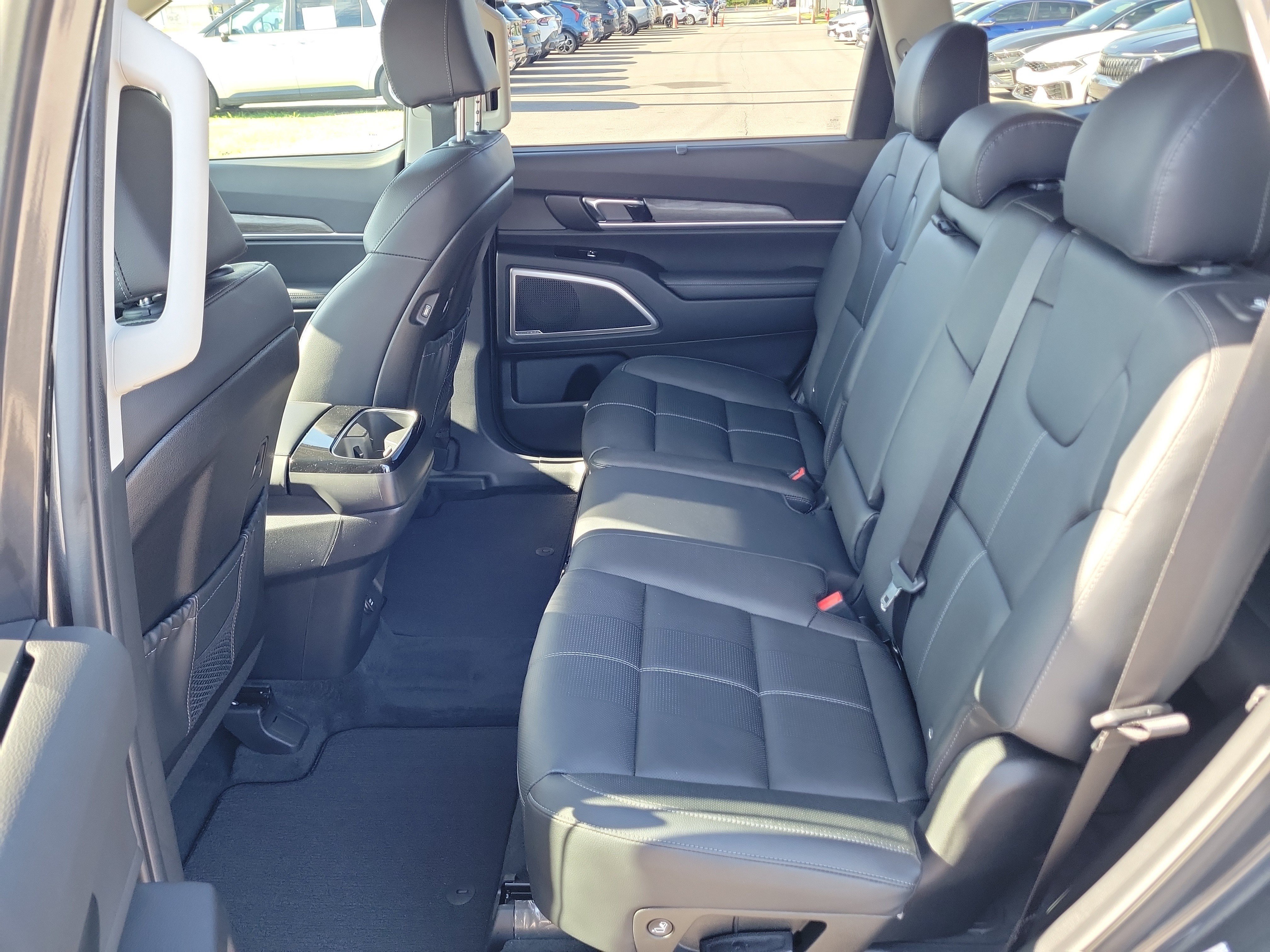 Certified 2022 Kia Telluride EX FWD image 16