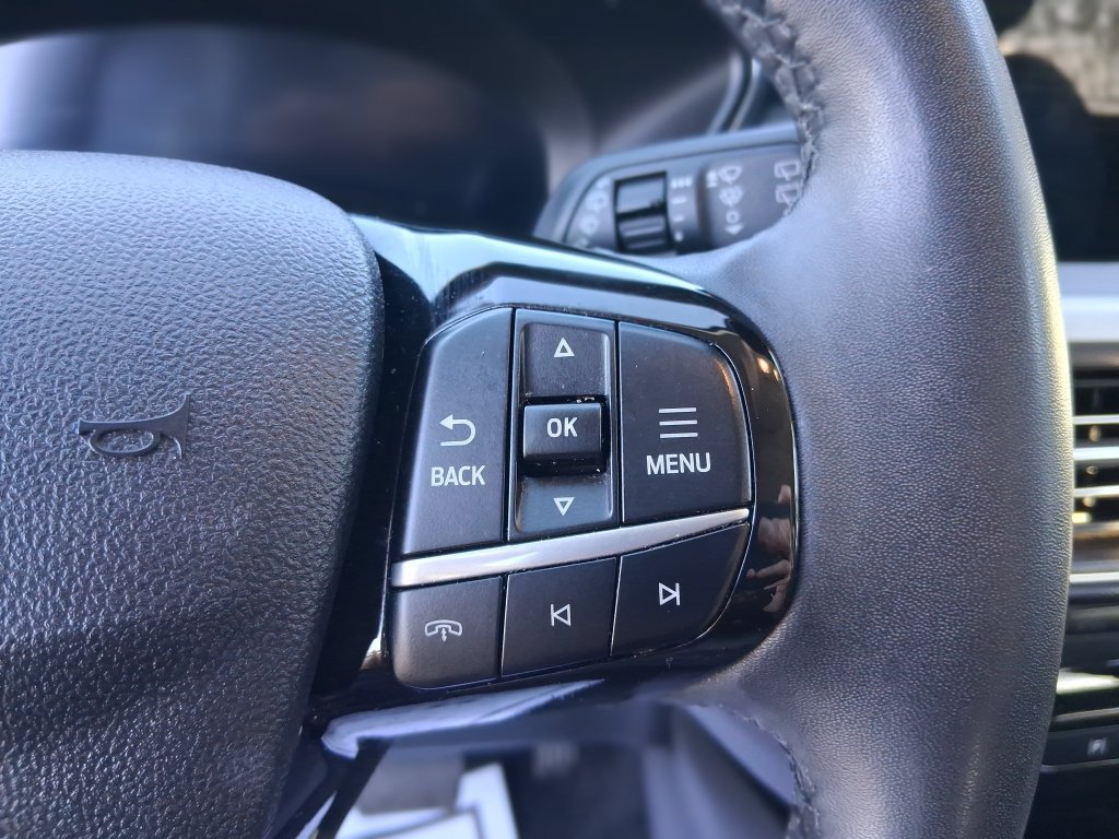 Used 2023 Ford Escape SE w/ PHEV Premium Package FWD image 27