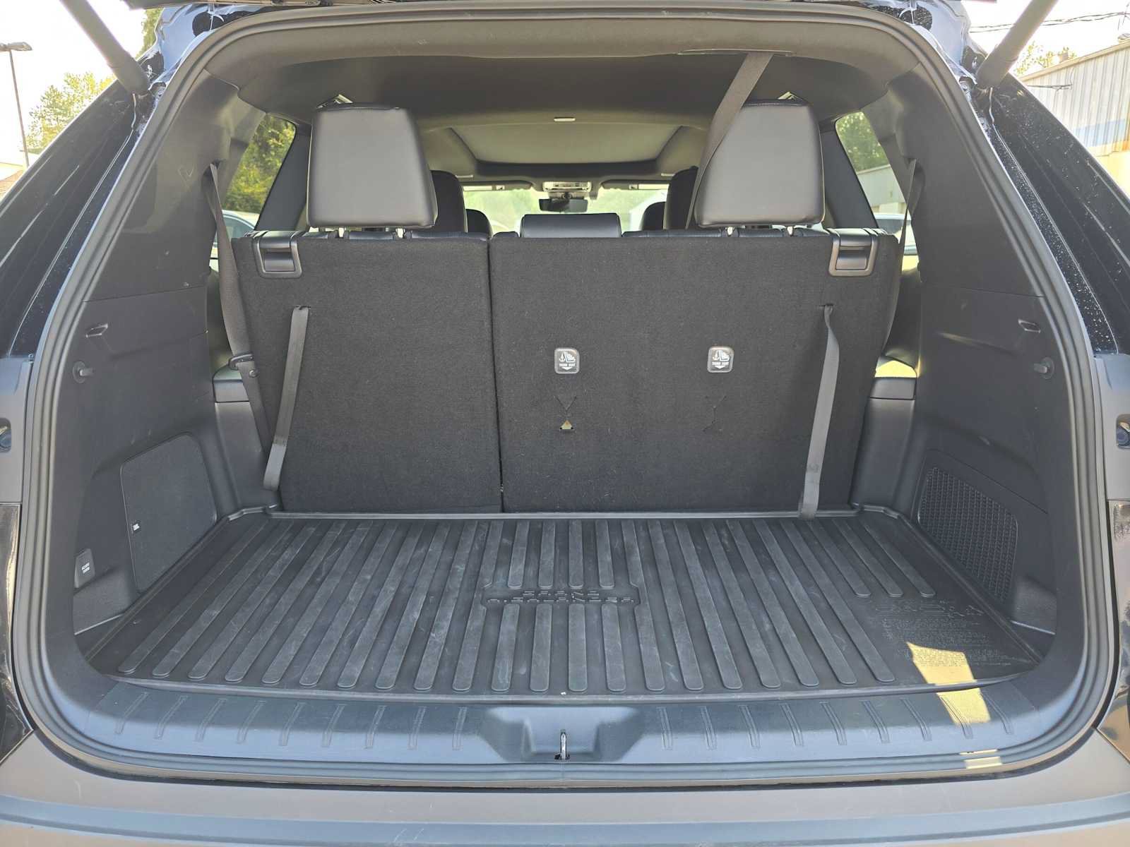 Used 2025 Toyota Grand Highlander AWD Hybrid image 14