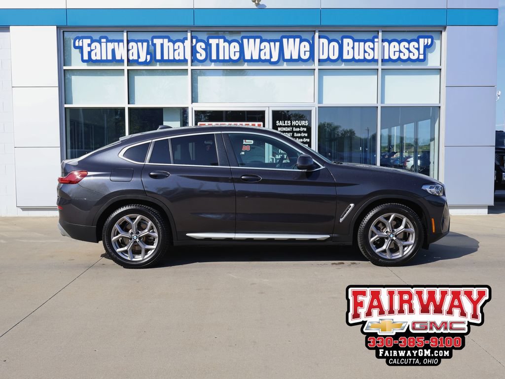 Used 2023 BMW X4 xDrive30i w/ Premium Package AWD/4WD image 1