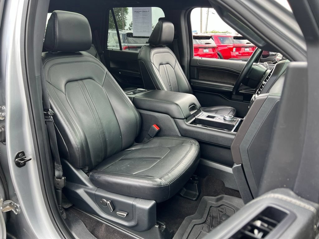 Used 2021 Ford Expedition Limited RWD image 21