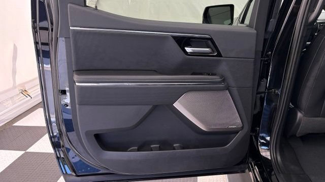 Used 2025 GMC Sierra EV Denali AWD/4WD image 21