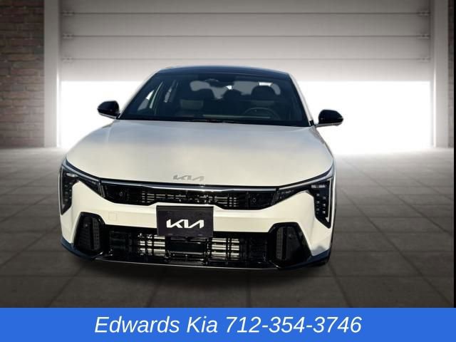 New 2025 Kia K4 GT-Line Turbo image 2