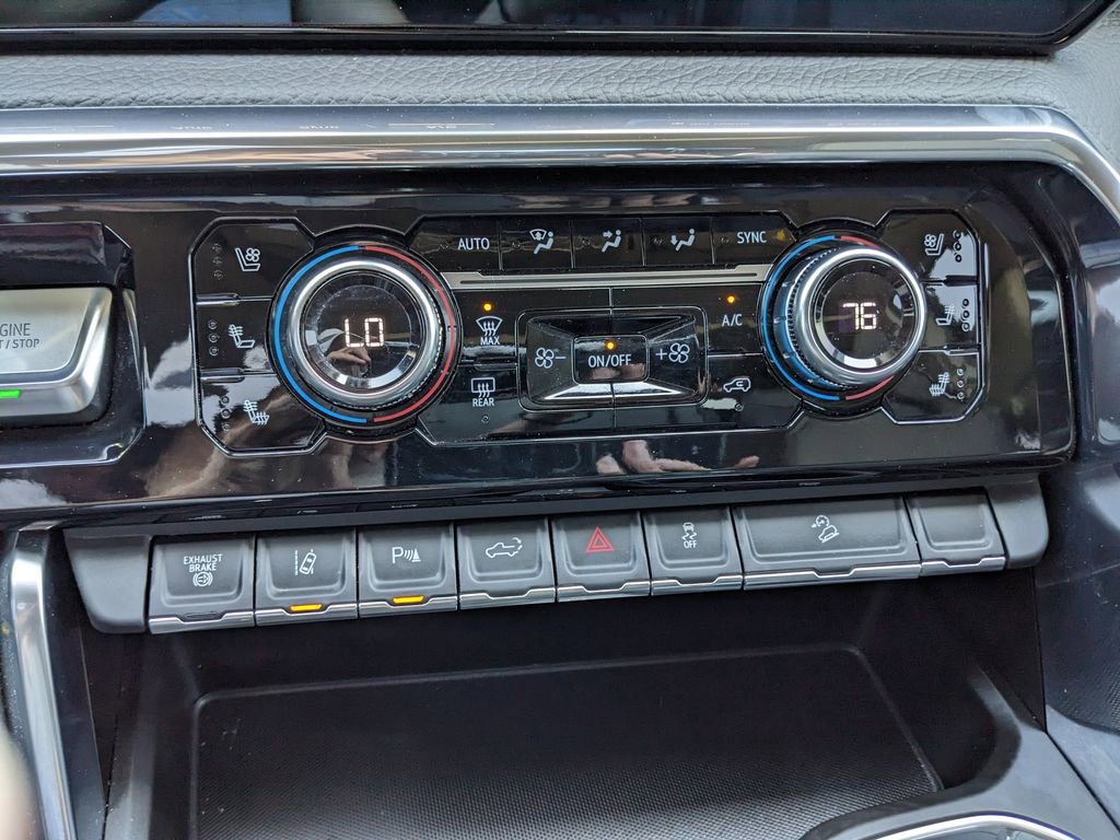 Used 2024 GMC Sierra 2500 Denali w/ Denali Reserve Package image 67