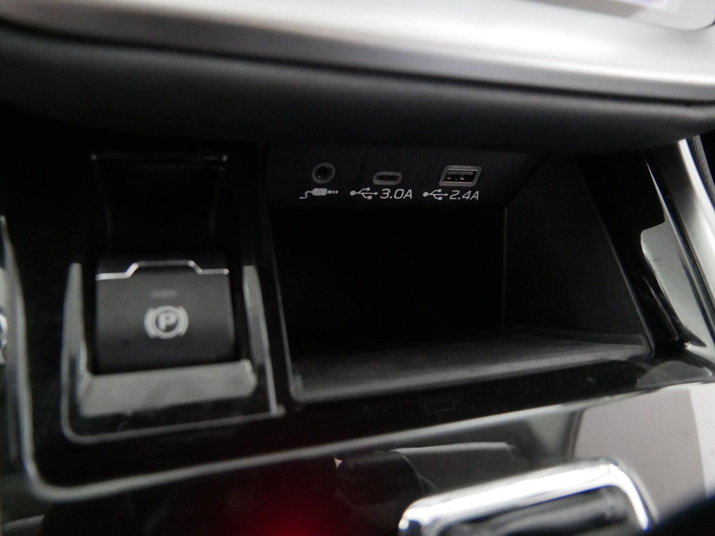Used 2024 Subaru Outback Limited AWD/4WD image 30