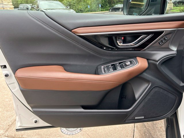 Used 2020 Subaru Outback Touring XT AWD/4WD image 11