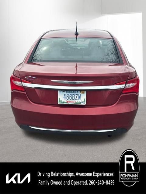 Used 2013 Chrysler 200 Touring image 4