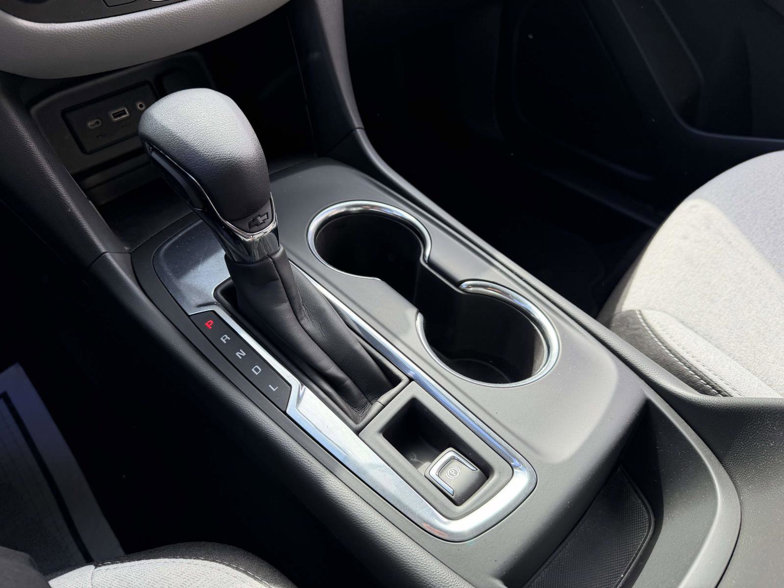 Certified 2023 Chevrolet Equinox LS w/ LS Convenience Package FWD image 21