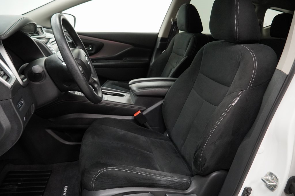 Used 2020 Nissan Murano S image 18