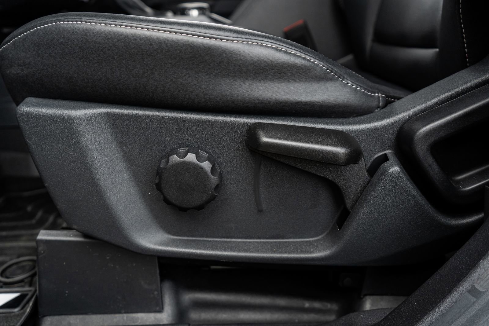 Used 2025 Ford Bronco Badlands AWD/4WD image 27