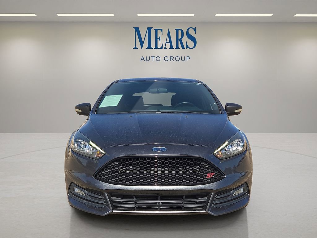 Used 2017 Ford Focus ST image 8