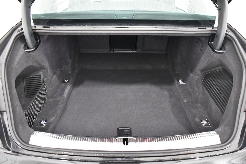 Used 2023 Audi A8 L 3.0T w/ Luxury Package image 22