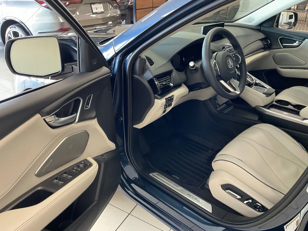 Certified 2026 Acura RDX SH-AWD w/ Advance Package image 9