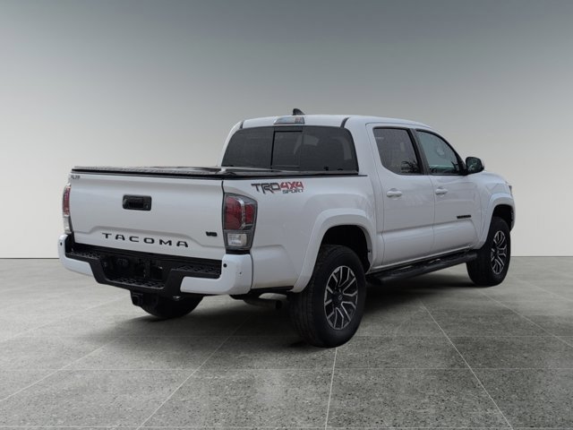 Used 2023 Toyota Tacoma TRD Sport w/ Technology Package image 5