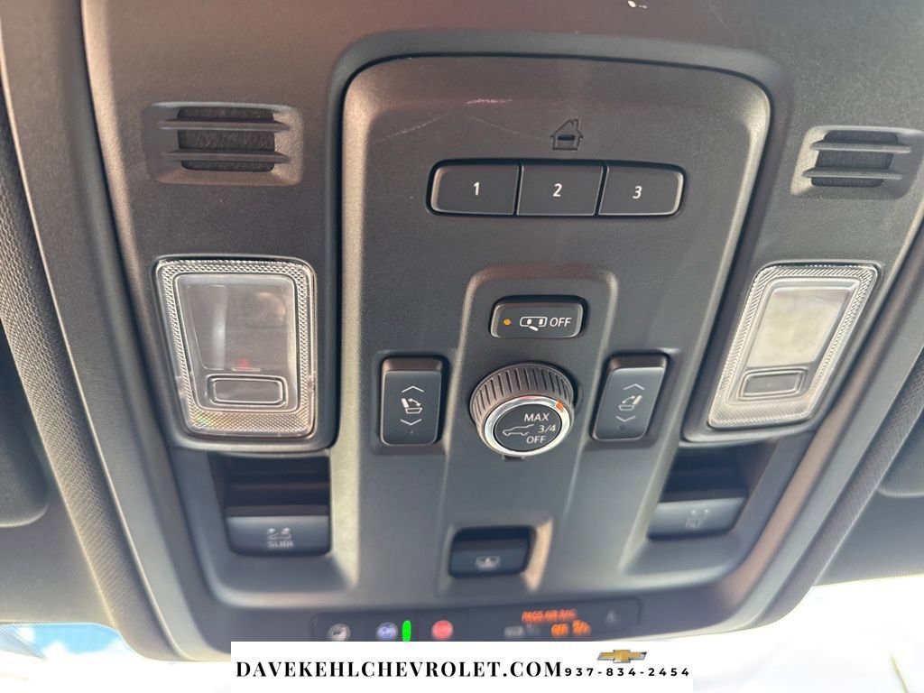 Used 2023 Chevrolet Suburban RST w/ Luxury Package AWD/4WD image 13