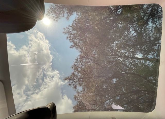 Used 2021 Tesla Model Y Performance image 19