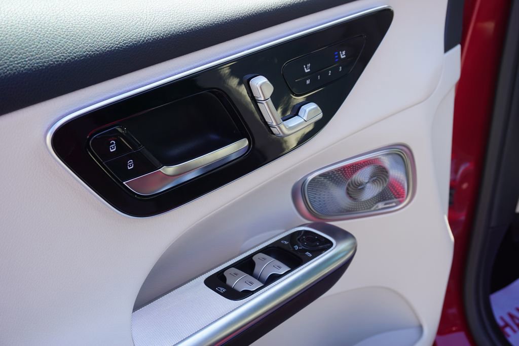 New 2026 Mercedes-Benz GLC 350e 4MATIC image 22