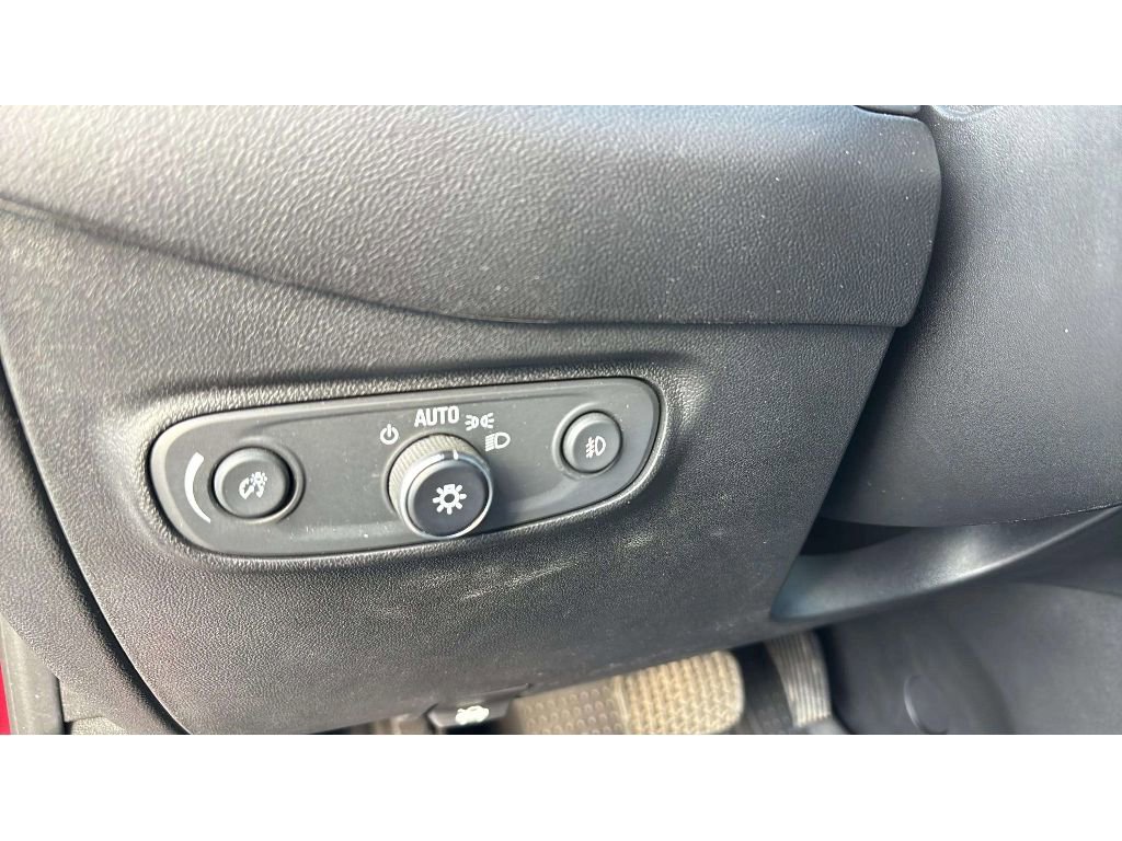 Used 2020 Chevrolet Equinox LT image 19